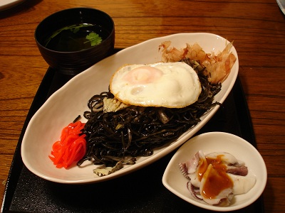 ブラック焼きそば