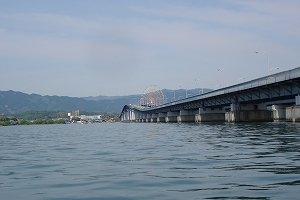 琵琶湖大橋