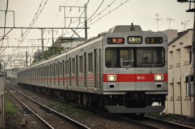 東急９０００系　９０１１Ｆ　３３ゥ急行武蔵小杉行き