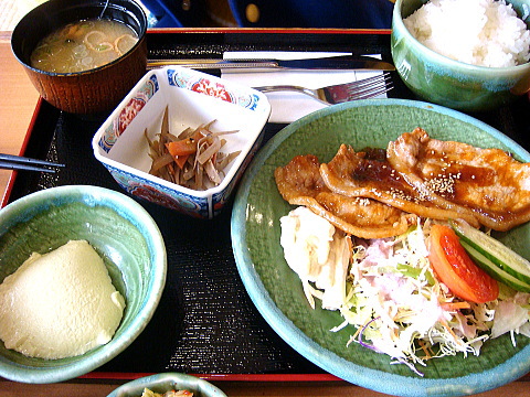 道の駅　にしね内　和風レストラン、生姜焼き定食