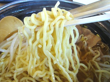 南部ラーメン、太麺