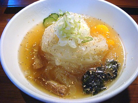 ごちそう舎　菜（みたけ）、盛岡冷麺