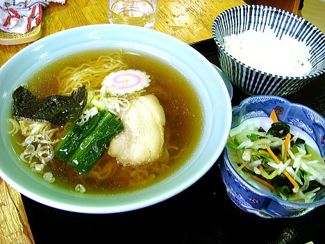 はんぐはんぐ亭、ラーメンセット