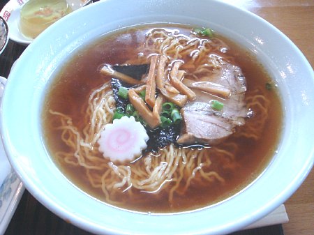 八叉路飯店、ラーメン