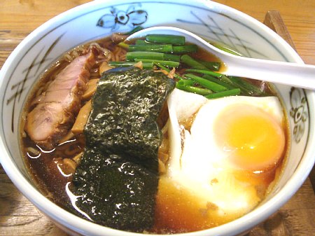 自然房、ラーメン