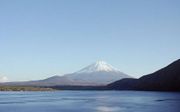 180px-Fuji_mt_s.jpg