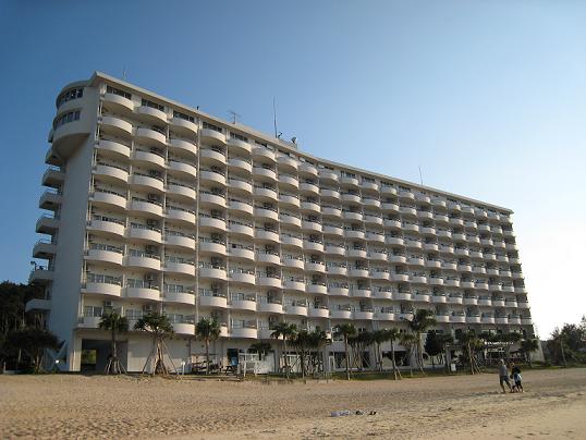 喜瀬ビーチパレス