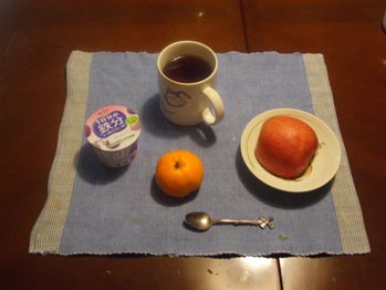 豪華な夜食20091204.jpg