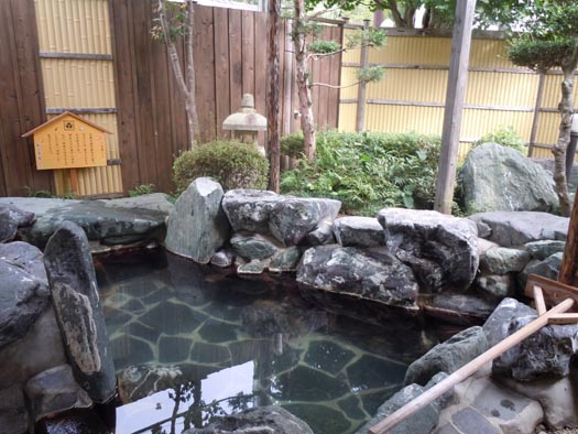 20110918平の高房３望郷亭の露天風呂