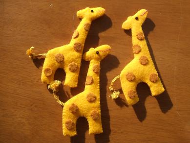 2010.3手作り きりん.JPG