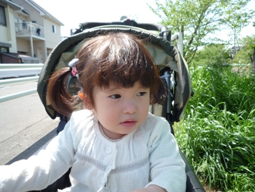 ベビー散歩１(20100430).jpg