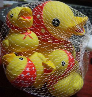 あひるのお風呂用おもちゃ