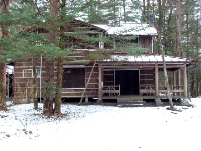 雪のウィン別荘・大