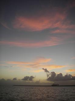 グアムの空と海