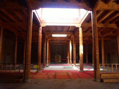 蘇公塔のモスク内部