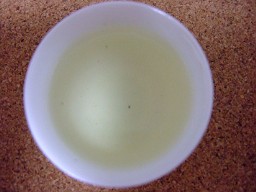 上園茶荘大禹嶺茶水.JPG