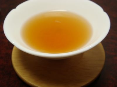 蜜香烏龍茶水