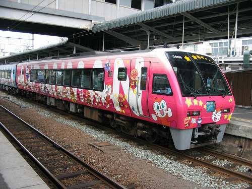 ＪＲ四国2000系_04_ss.jpg