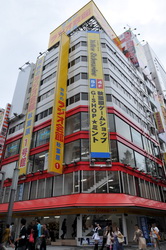 akiba110611b.jpg