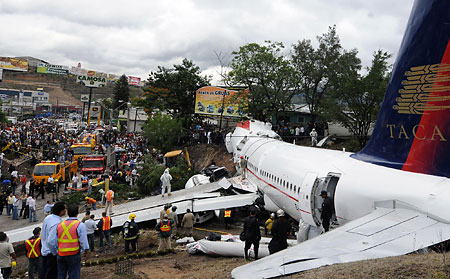 クルゼイロ航空109便墜落事故