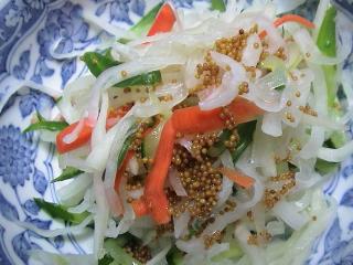 マスタードビネガーでサラダ