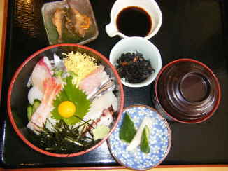 海鮮丼