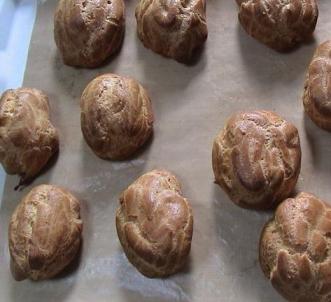 シュークリーム　白鳥