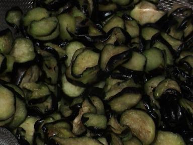 茄子のなっちゃん漬け (1).jpg