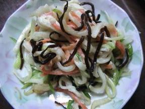 塩昆布入り大根サラダ