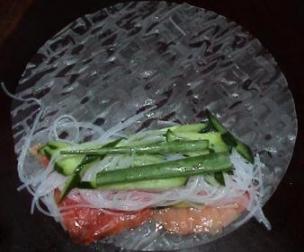 スモークサーモンの春巻き (1).jpg