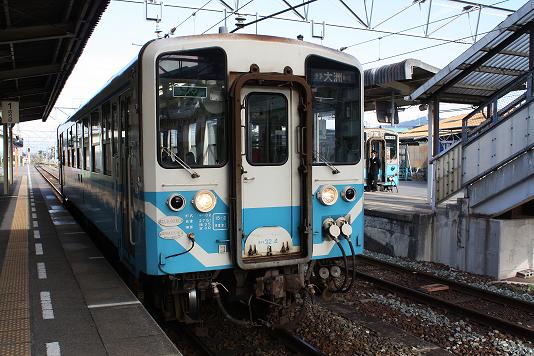 キハ32松山車