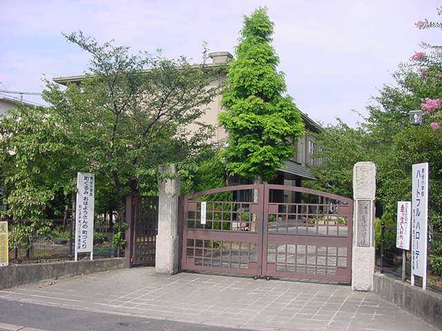 学校