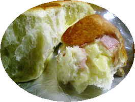 焼き上がりその2の中身。チーズがとろ～！