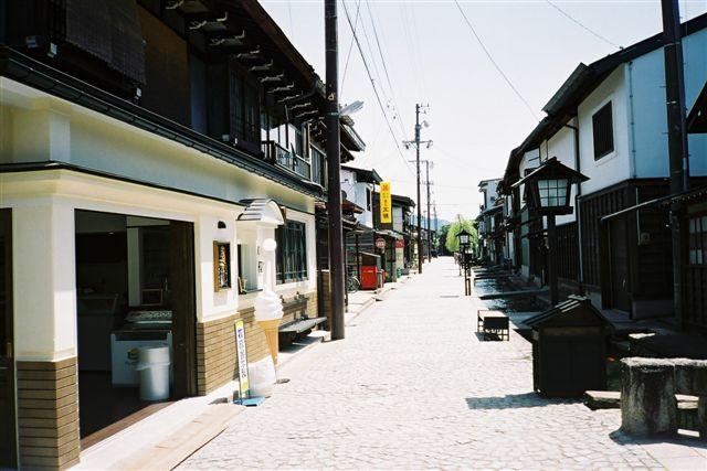 古川の町並み　b2