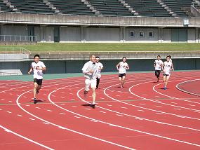 新郎とお友達による４００Ｍ走