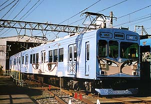 伊賀鉄道２００系