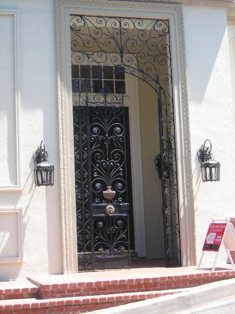 hollywoodhills JL 007.jpg