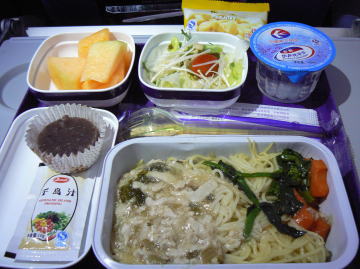 中国東方航空の機内食写真（ＭＵ５２９／上海-名古屋）