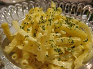 マカロニサラダ