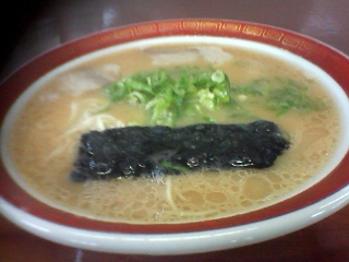 628醤油とんこつラーメン