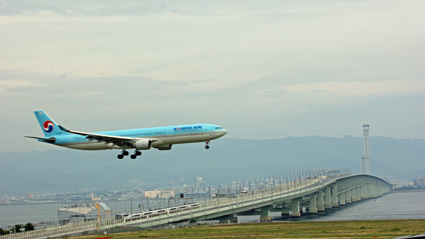 関空　到着機４