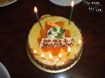 誕生日ケーキ
