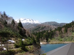 野麦峠より乗鞍岳を望む