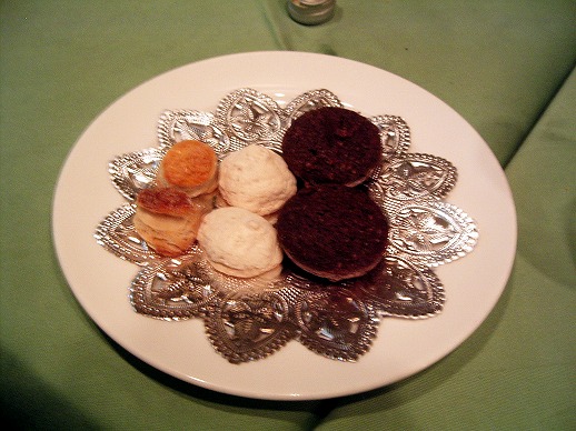 自家製クッキー(ﾄﾞﾗ､ｱﾏﾚｯﾃｨ､一口ﾊﾟｲ)