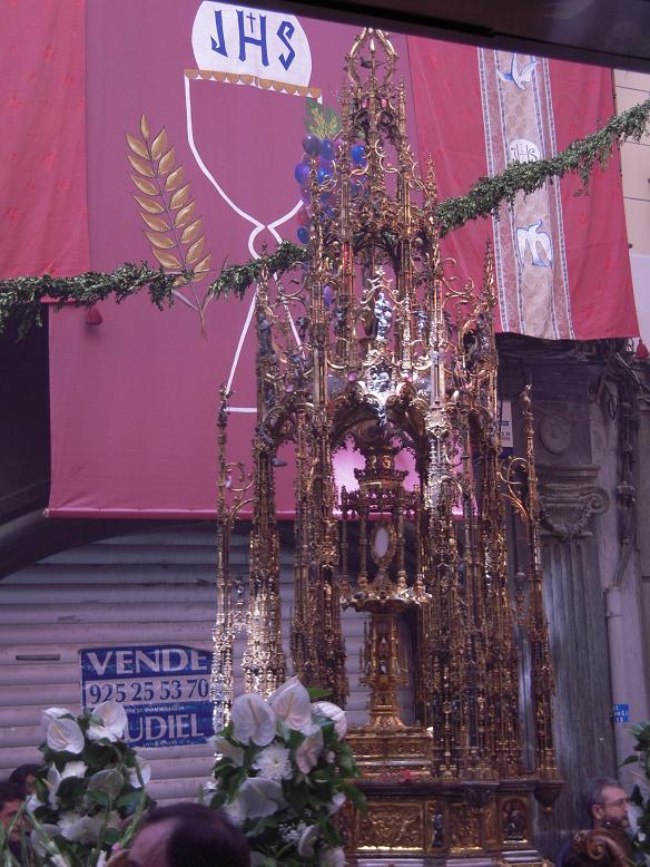 メインのおみこし