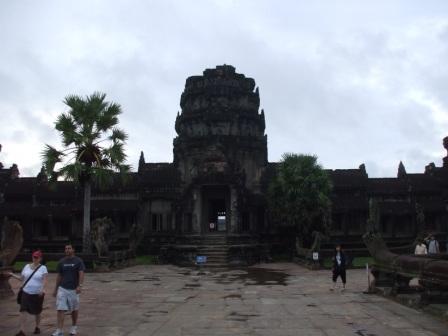 アンコールワットの門