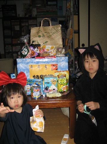 大量のお菓子たち