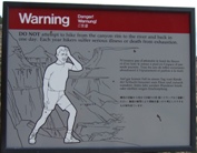 グランドキャニオンのWARNING