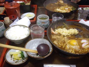 赤味噌煮込みうどん