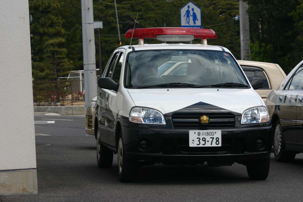 香川県警　スイフト